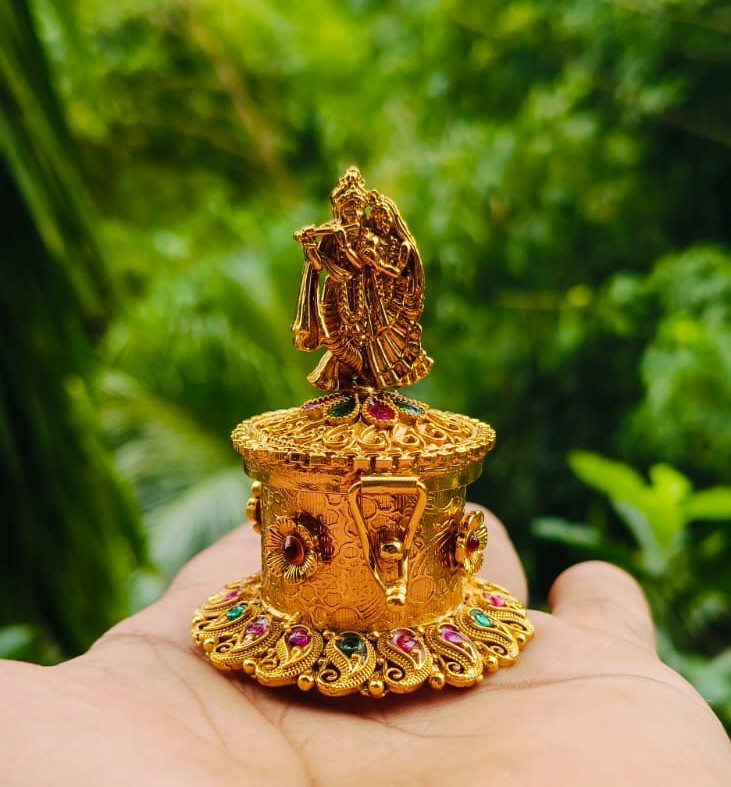 সাউথ ইন্ডিয়ান সিদুর দানী